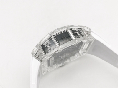 RM35-02 Wht/Wht CRY/RU SONIC RMAL1