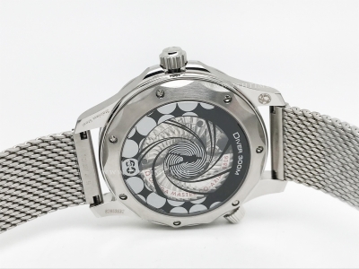 Seamaster 300 James Bond 60th Anni SS/SS BLS A8806