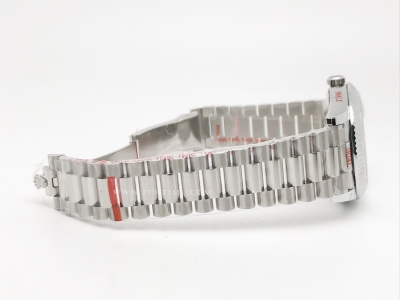 DayDate 40mm 904L Flt SS/SS I-Blue/Dia GMF A2836