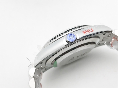 DayDate 40mm 904L Flt SS/SS Wht/Rm/Stk GMF A2836