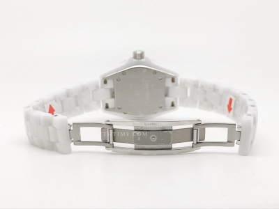 XHANEL J-12 33mm Wht CER/CER Wht/Dia HTF Qtz