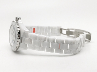 XHANEL J-12 33mm Wht CER/CER Wht/Blue Num HTF Qtz