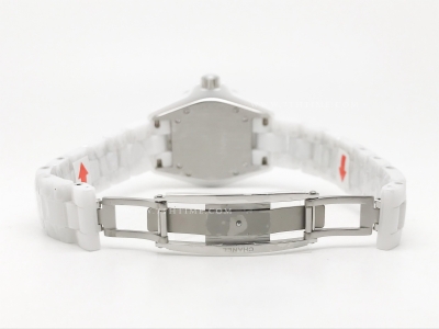 XHANEL J-12 33mm Wht CER/CER W-MOP/Dia HTF Qtz