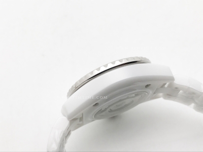 XHANEL J-12 33mm Wht CER/CER Wht/Dia HTF A12.2