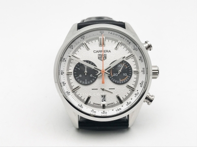Carrera Chrono 42mm Wht SS/LE Wht/Blk A8F VK63A