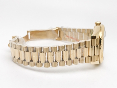 DayDate 40mm 228238 904L Flt Wt YG/YG O-Grn/Rm KF VR3255