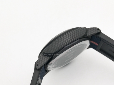 Luna Rossa Carbotech 44mm CAR/NY Blue VSF P9010