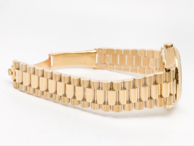 DayDate 40mm 904L Flt Wt YG/YG C-Blk/Stk TMF SH3255