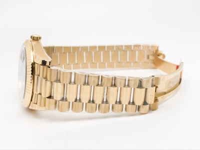 DayDate 40mm 904L Flt Wt YG/YG Blk/Stk TMF SH3255