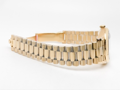 DayDate 40mm 904L Flt Wt YG/YG Blk/Stk TMF SH3255