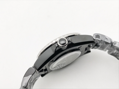 J-12 Ladies 33mm CER/CER Blk/Num XF Sw Qtz