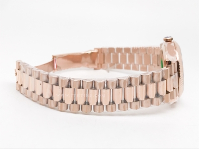 DayDate 40mm 904L Flt Wt RG/RG Grn/Rm/Stk TMF SH3255