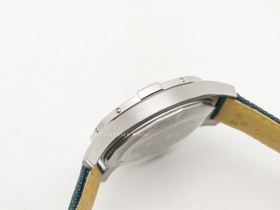 Avenger 44mm SS/NY/LE Green OXF A2824