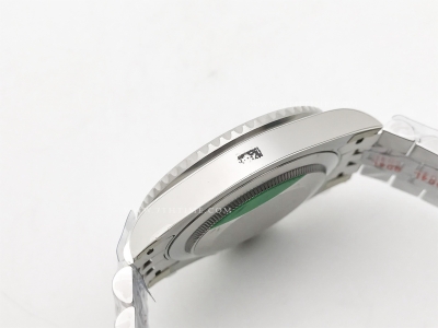 GMT II 126710GRNR Jub 904L SS/SS Blk THB SH3285-2