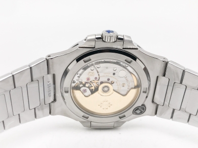 Nautilus Jumbo 5711 SS/SS White/Stk BBF DD324