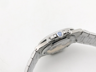 Nautilus Jumbo 5711 SS/SS Green/Stk BBF DD324