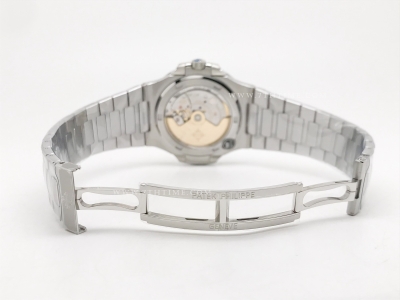 Nautilus Jumbo 5711 SS/SS Green/Stk BBF DD324