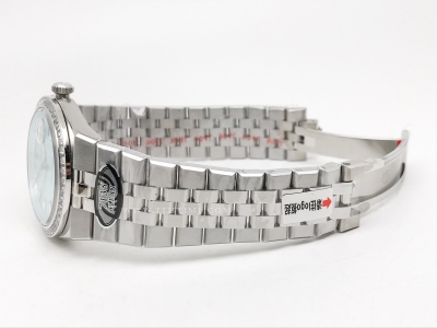 Land Dweller 40mm Wt Dia SS/SS I-Blu/Dia YYF A7135