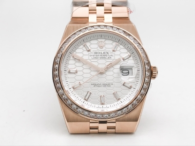 Land Dweller 40mm Wt Dia RG/RG Wht/Dia YYF A7135