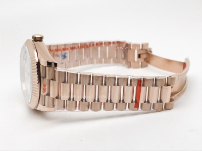 DayDate 40mm 904L Flt RG/RG Wht/Rm GMF VR3255