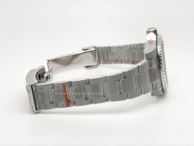 Sub Matt Diver Sandblast 904L SS/SS CF GMF SA3130